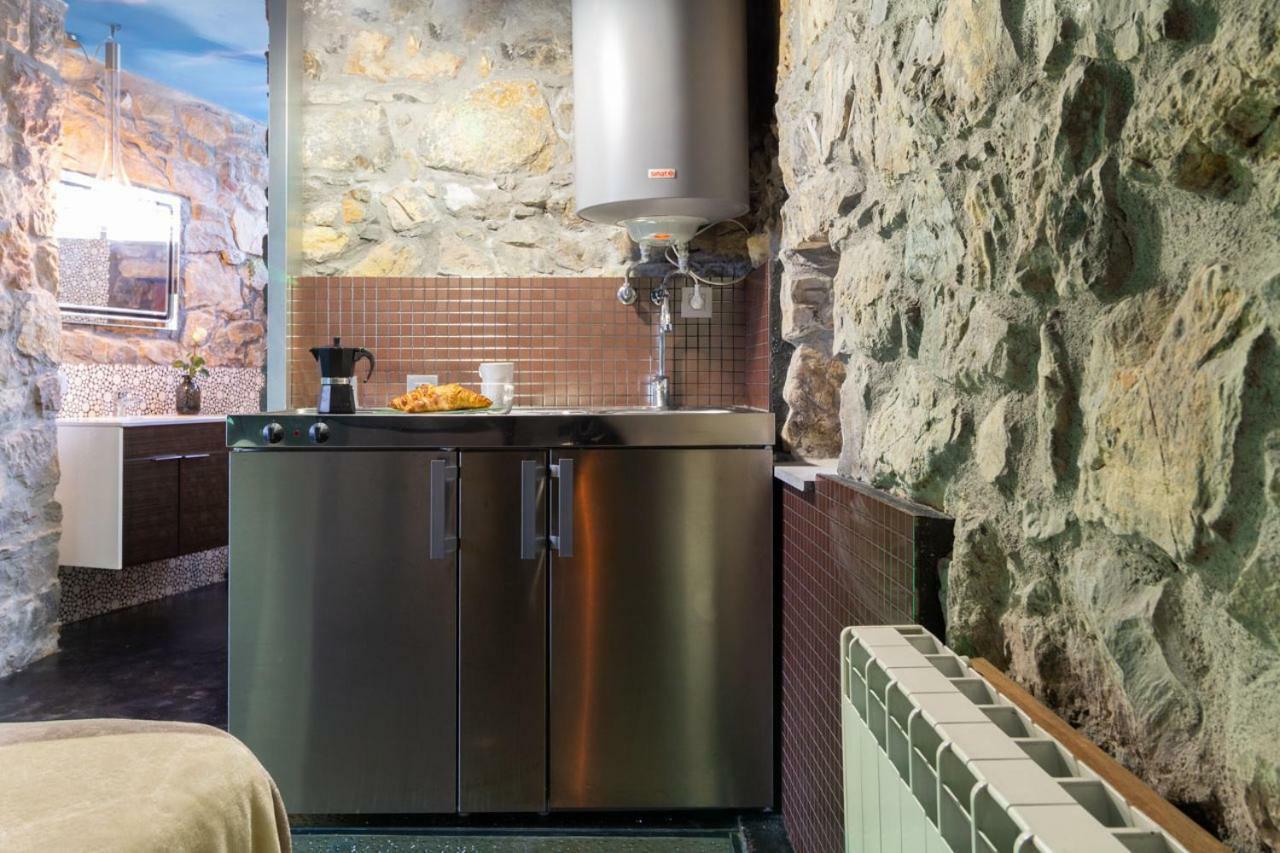 Casa Delfina Guest House Правия Екстериор снимка