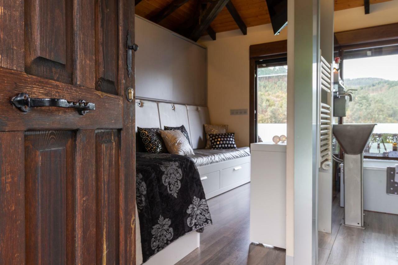 Casa Delfina Guest House Правия Екстериор снимка